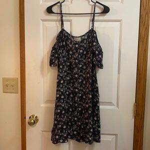 Floral print off shoulder shift dress